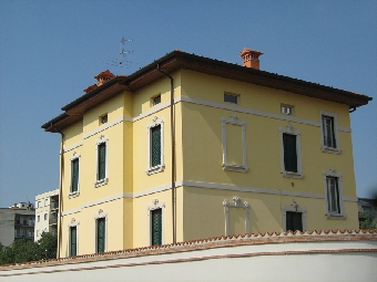 TRILOCALE IN VILLA CON TAVERNA